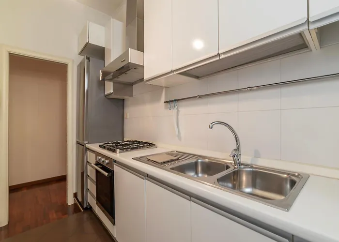 Apartment Piazza Alessandria - Fromhometorome Rome